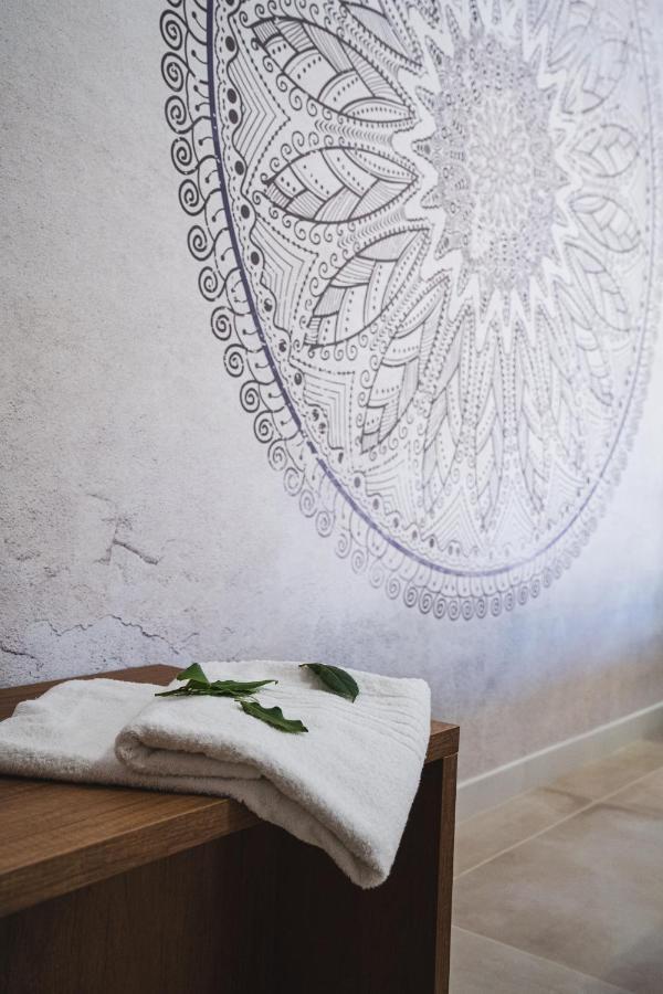 コンヴェルサーノ Olea Relais Bed & Breakfast エクステリア 写真